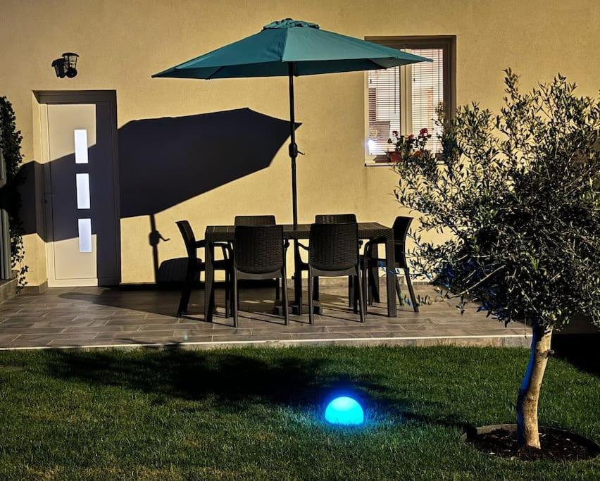 Sejour Magique Proche Aeroport Cdg Asterix Disney Et Paris Maison Toutes Commodites, Terrasse, Wifi, Clim, Lave Vaisselle Saint-Mard  Dış mekan fotoğraf